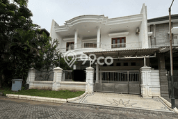 Rumah sewa siap pakai 7 Kamar Tidur di Pakuwon City, Surabaya Rumah sewa siap pakai 7 Kamar Tidur di Pakuwon City, Surabaya
