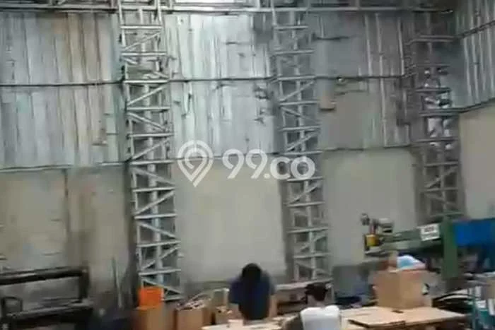 Gudang Bagus LT 10000m2 LB 2500m2 Dijual di Getasan Semarang Gudang Bagus LT 10000m2 LB 2500m2 Dijual di Getasan Semarang