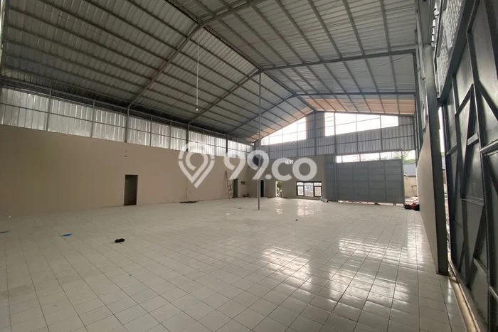 Unit Gudang disewakan di Regol Bandung dengan LT 500m2 / LB 357m2 Unit Gudang disewakan di Regol Bandung dengan LT 500m2 / LB 357m2