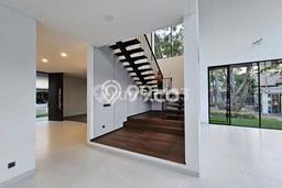 Rumah Elit Modern Tanpa Renovasi di Kota Baru Parahyangan Bandung Rumah Elit Modern Tanpa Renovasi di Kota Baru Parahyangan Bandung