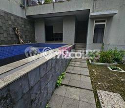 For Sale! Luxury House LT 420m2 Desain Modern di Kota Baru Parahyangan For Sale! Luxury House LT 420m2 Desain Modern di Kota Baru Parahyangan