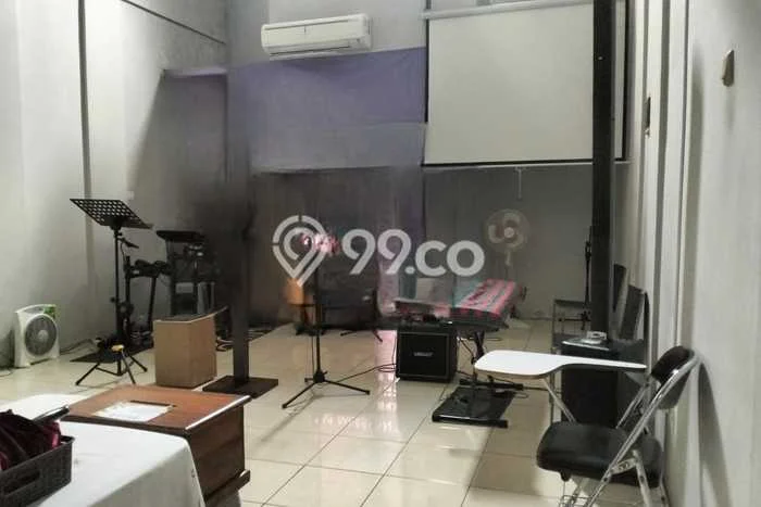 Unit Ruko Dijual di Bandung LT 80m2 & LB 154m2 Unit Ruko Dijual di Bandung LT 80m2 & LB 154m2
