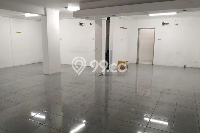 Lokasi terbaik! Rumah siap pakai dikontrakkan di Tandes LB 360m2 Lokasi terbaik! Rumah siap pakai dikontrakkan di Tandes LB 360m2
