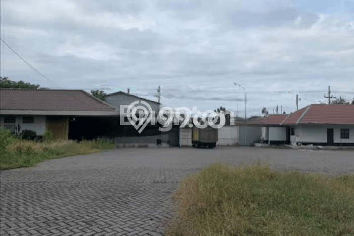 Pabrik Dijual Lokasi Stratagis di Menganti Gresik Cocok untuk Investasi Pabrik Dijual Lokasi Stratagis di Menganti Gresik Cocok untuk Investasi