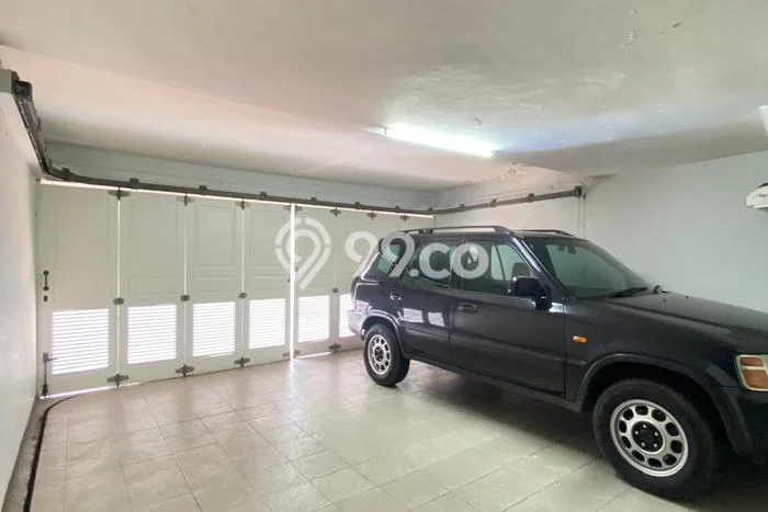 Dijual Rumah Premium dengan Fasilitas Sekitar Komplit di Cinere, Depok Dijual Rumah Premium dengan Fasilitas Sekitar Komplit di Cinere, Depok