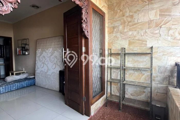 Hunian Mewah Siap Huni LT 250m2 di Cinere, Depok Hunian Mewah Siap Huni LT 250m2 di Cinere, Depok