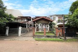 Hunian Mewah LB 300m2 Siap Huni Desain Elegan di Lebak Bulus, Jakarta Selatan Hunian Mewah LB 300m2 Siap Huni Desain Elegan di Lebak Bulus, Jakarta Selatan