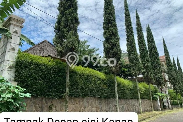 Rumah Luxury Modern Tanpa Renovasi di Setiabudi Bandung Rumah Luxury Modern Tanpa Renovasi di Setiabudi Bandung