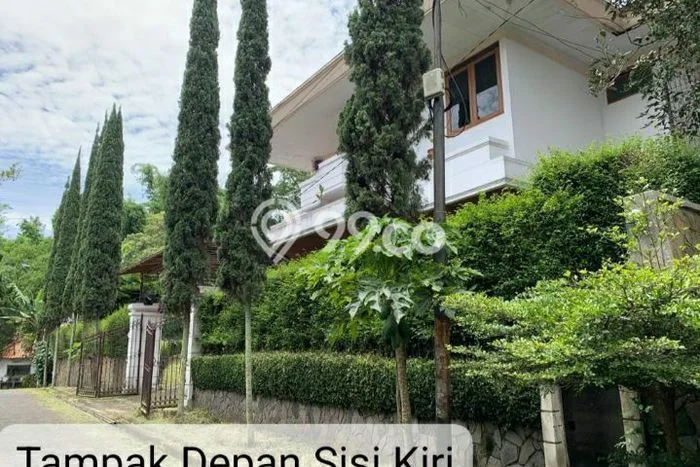 Rumah Luxury Modern Tanpa Renovasi di Setiabudi Bandung Rumah Luxury Modern Tanpa Renovasi di Setiabudi Bandung