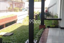 Rumah Modern 5 KT di Kopo Bandung Semi Furnished Rumah Modern 5 KT di Kopo Bandung Semi Furnished