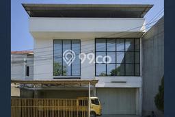 Unit Ruko Dijual di Bandung LT 810m2 & LB 400m2 Unit Ruko Dijual di Bandung LT 810m2 & LB 400m2