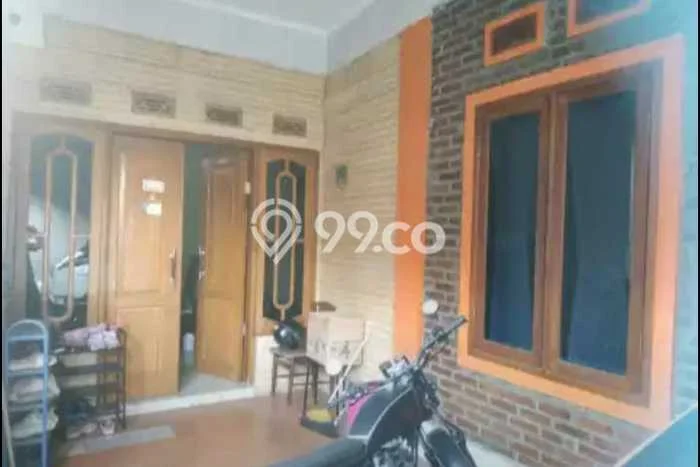 Rumah Strategis Minimalis Lb 220m2 di Mandalajati, Bandung Rumah Strategis Minimalis Lb 220m2 di Mandalajati, Bandung