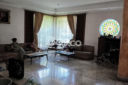 Ready to Use! Luxury House LT 440m2 Desain Modern di Bintaro Ready to Use! Luxury House LT 440m2 Desain Modern di Bintaro