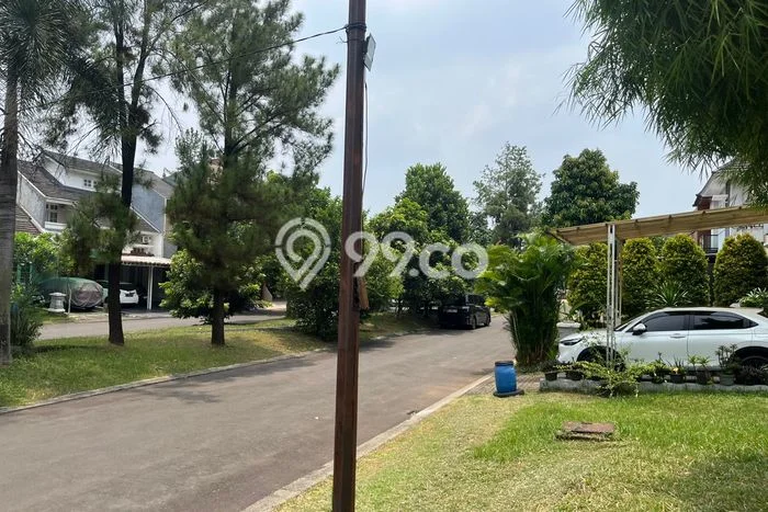 Tanah Dijual Lokasi Strategis di Jakarta Timur dengan Luas 256m2 Tanah Dijual Lokasi Strategis di Jakarta Timur dengan Luas 256m2