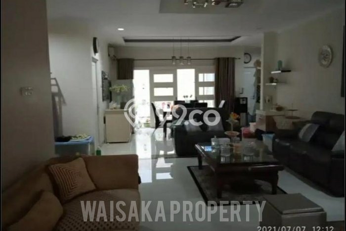 Rumah Elit LB 270m2 Siap Huni Desain Elegan di Cibubur, Jakarta Timur Rumah Elit LB 270m2 Siap Huni Desain Elegan di Cibubur, Jakarta Timur