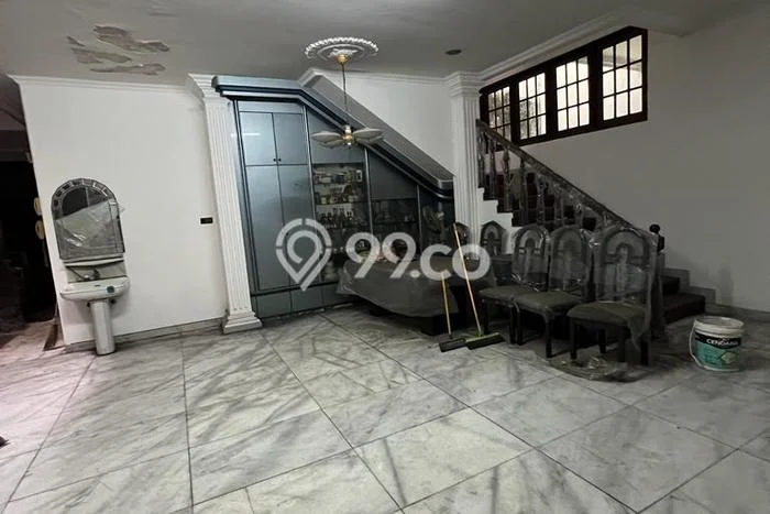 For Sale! Premium House LT 350m2 Desain Elegan di Petojo For Sale! Premium House LT 350m2 Desain Elegan di Petojo