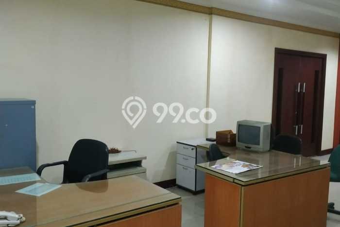 Ruko untuk Disewa di Pusat Jakarta Barat Luas Bangunan 800m2 Ruko untuk Disewa di Pusat Jakarta Barat Luas Bangunan 800m2