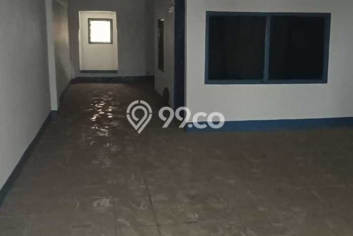 Ruko Disewa di Jakarta Pusat dengan LB 220m2 Area Komersial Ramai Ruko Disewa di Jakarta Pusat dengan LB 220m2 Area Komersial Ramai