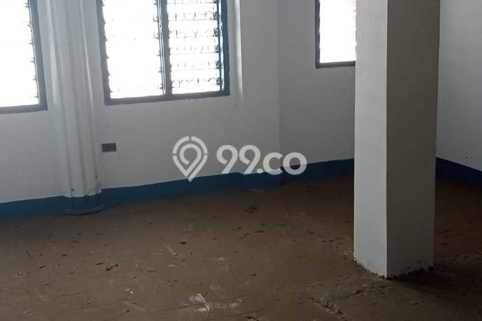 Ruko Disewa di Jakarta Pusat dengan LB 220m2 Area Komersial Ramai Ruko Disewa di Jakarta Pusat dengan LB 220m2 Area Komersial Ramai