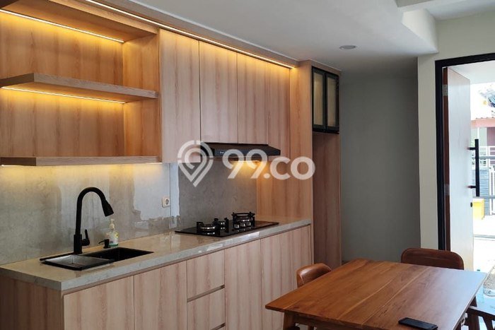 Dijual Rumah Eksklusif 3 KT di Mulyosari, Surabaya Dijual Rumah Eksklusif 3 KT di Mulyosari, Surabaya