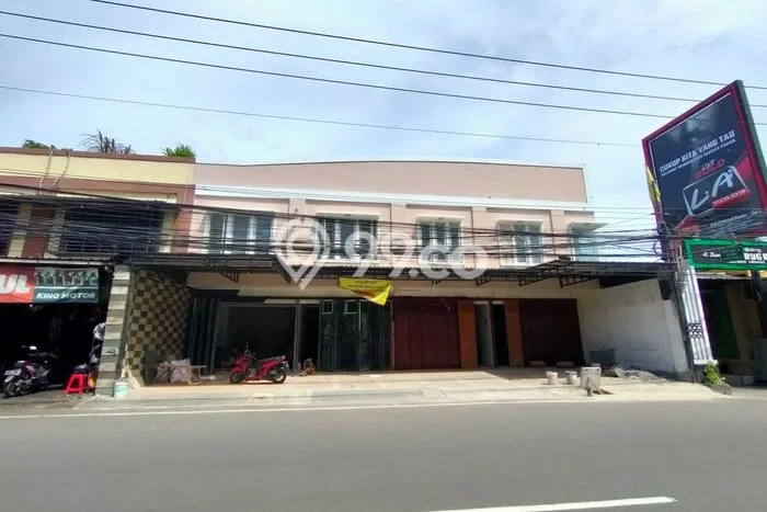 Lokasi Strategis! Dijual Ruko Bisnis di Cibinong, Bogor Kondisi Bagus Lokasi Strategis! Dijual Ruko Bisnis di Cibinong, Bogor Kondisi Bagus