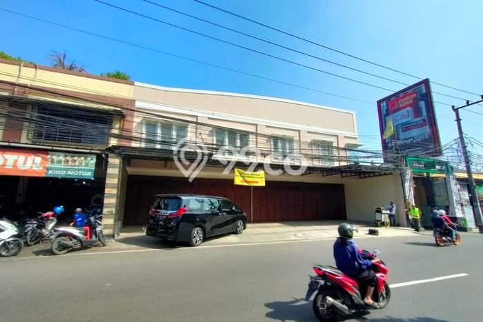 Lokasi Strategis! Dijual Ruko Bisnis di Cibinong, Bogor Kondisi Bagus Lokasi Strategis! Dijual Ruko Bisnis di Cibinong, Bogor Kondisi Bagus