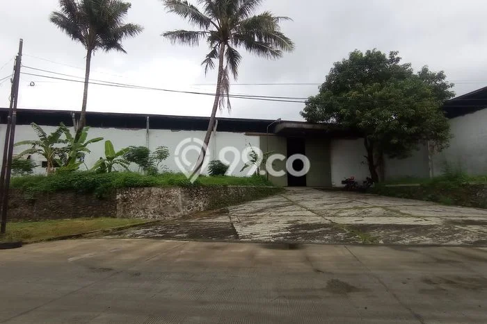 Gudang Komersial Disewakan di Citeureup Bogor Luas 1344m2 Gudang Komersial Disewakan di Citeureup Bogor Luas 1344m2