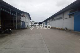 Gudang Disewa di Tangerang dengan LB 1200m2 Area Komersial Ramai Gudang Disewa di Tangerang dengan LB 1200m2 Area Komersial Ramai