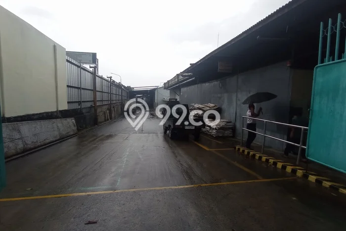 Unit Komersial Disewakan di Jakarta Barat Kawasan Strategis Harga Kompetitif Unit Komersial Disewakan di Jakarta Barat Kawasan Strategis Harga Kompetitif