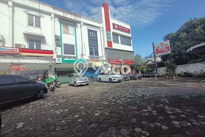 Ruko untuk Disewa di Pusat Bogor Luas Bangunan 252m2 Ruko untuk Disewa di Pusat Bogor Luas Bangunan 252m2