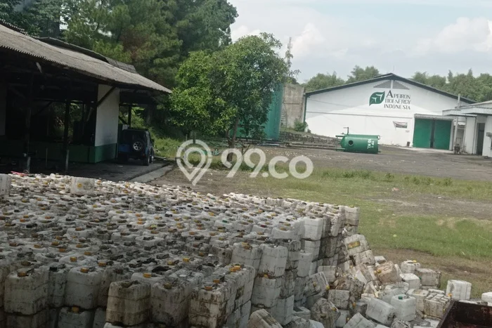 Unit Gudang Disewakan di cibinong nanggewer di Area Ramai & Strategis Unit Gudang Disewakan di cibinong nanggewer di Area Ramai & Strategis