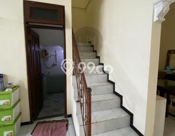 Lokasi terbaik! Rumah siap huni disewakan di Gajah Mungkur LB 320m2 Lokasi terbaik! Rumah siap huni disewakan di Gajah Mungkur LB 320m2