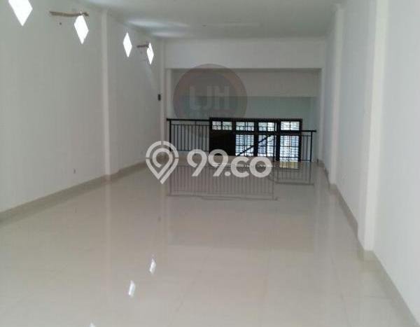 Ruko Bagus LT 150m2 LB 450m2 Dijual di Semarang Timur Semarang Ruko Bagus LT 150m2 LB 450m2 Dijual di Semarang Timur Semarang