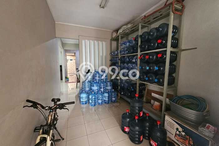 Rumah Luxury Modern Tanpa Renovasi di Harapan Indah Bekasi Rumah Luxury Modern Tanpa Renovasi di Harapan Indah Bekasi