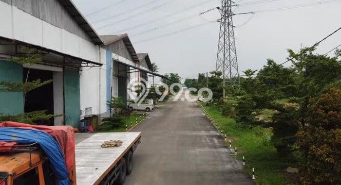 Area Strategis! Disewakan Gudang Lokasi Cikupa, Tangerang Cocok untuk Bisnis Area Strategis! Disewakan Gudang Lokasi Cikupa, Tangerang Cocok untuk Bisnis
