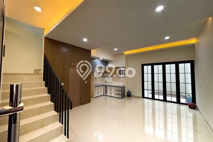 Rumah Modern Cantik 3 Kamar Bisa Langsung Pindah di Serpong Utara Rumah Modern Cantik 3 Kamar Bisa Langsung Pindah di Serpong Utara