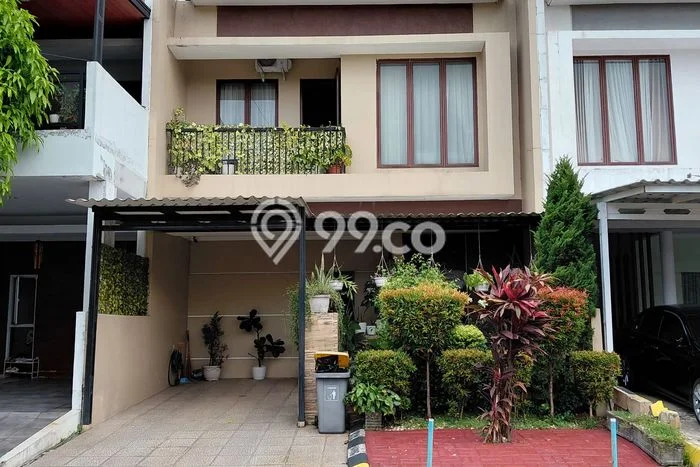 Hunian Elit LB 110m2 Siap Pakai Desain Elegan di Graha Raya, Tangerang Selatan Hunian Elit LB 110m2 Siap Pakai Desain Elegan di Graha Raya, Tangerang Selatan