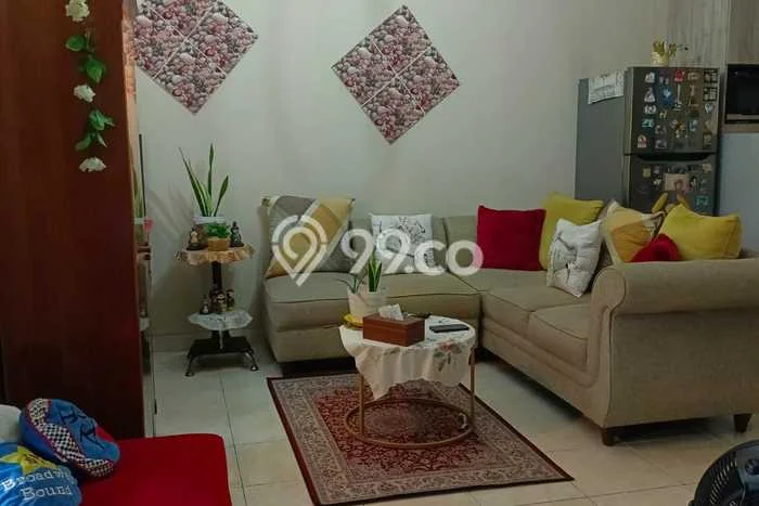 Hunian Elit LB 110m2 Siap Pakai Desain Elegan di Graha Raya, Tangerang Selatan Hunian Elit LB 110m2 Siap Pakai Desain Elegan di Graha Raya, Tangerang Selatan