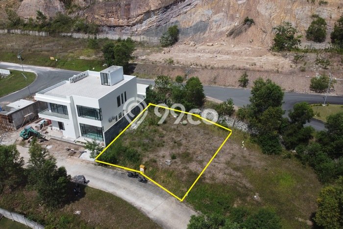 Dijual Tanah di Batam Kota, Luas 307m2m², Lokasi Potensial, Kontur Rata Dijual Tanah di Batam Kota, Luas 307m2m², Lokasi Potensial, Kontur Rata