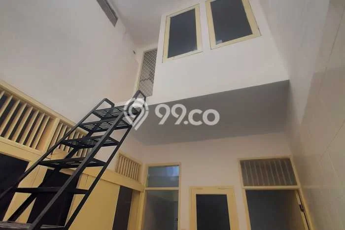 Disewakan! Rumah 4 Kamar Tidur &
2 Kamar Mandi di Sunter, Jakarta Utara Disewakan! Rumah 4 Kamar Tidur &
2 Kamar Mandi di Sunter, Jakarta Utara