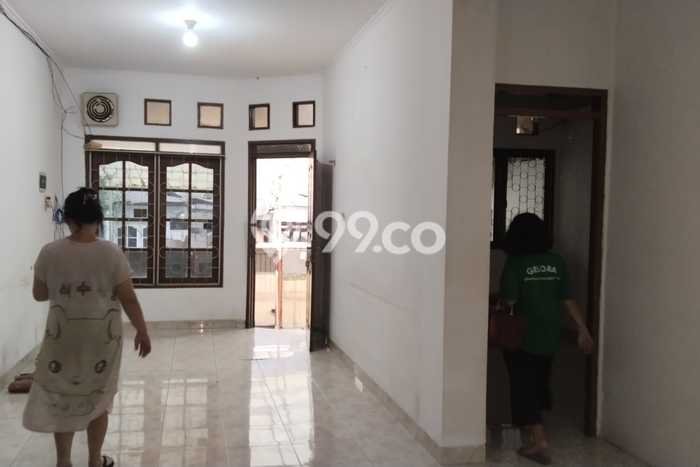 For Sale Rumah 3 Kamar Lokasi Strategis Bagus dan Strategis di Kelapa Gading For Sale Rumah 3 Kamar Lokasi Strategis Bagus dan Strategis di Kelapa Gading