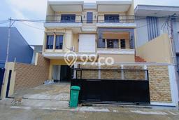 Rumah Mewah Dalam Komplek Di Meruya,joglo,puri Indah,kembangan Rumah Mewah Dalam Komplek Di Meruya,joglo,puri Indah,kembangan