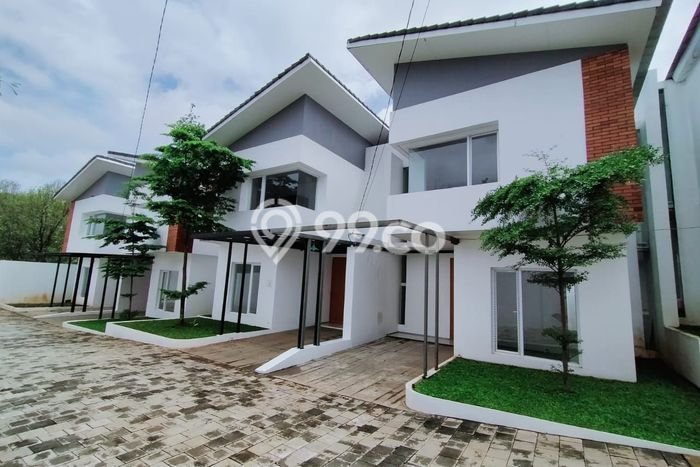 Rumah Mewah dlm Komplek di Ciputat.dkt gerbang Tol Pamulang.BsKPR Rumah Mewah dlm Komplek di Ciputat.dkt gerbang Tol Pamulang.BsKPR