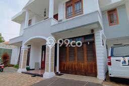 Rumah Mewah Di Kebayoran Lama.5menit K Mal Permata Hijau, Senayan Rumah Mewah Di Kebayoran Lama.5menit K Mal Permata Hijau, Senayan