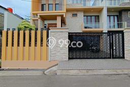 Rumah Siap Huni Di Jakarta Selatan.nempel Gerbang Tol Petukangan Rumah Siap Huni Di Jakarta Selatan.nempel Gerbang Tol Petukangan