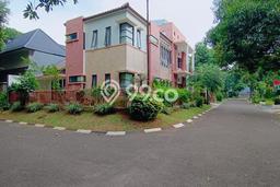 Rumah Mewah Bintaro Sektor 9 Siap Huni Ada Kolam Renang Rumah Mewah Bintaro Sektor 9 Siap Huni Ada Kolam Renang