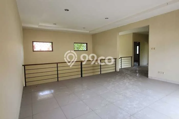 PRIME AREA! Rumah di Jagakarsa, 10 KT, Area Premium, LT 1000m2m² LB 800m2m² PRIME AREA! Rumah di Jagakarsa, 10 KT, Area Premium, LT 1000m2m² LB 800m2m²