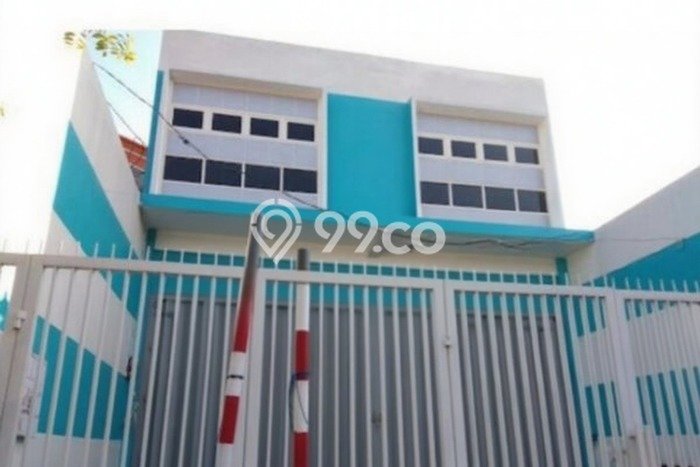 Ruko Dijual di Surabaya LT 120m2 & LB 200m2 Lokasi Terbaik! Ruko Dijual di Surabaya LT 120m2 & LB 200m2 Lokasi Terbaik!