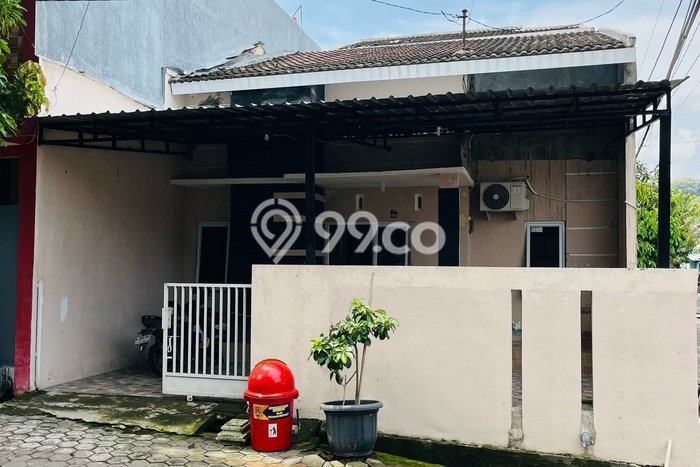 Rumah Modern Cantik 3 KT Siap Huni di Tembalang Rumah Modern Cantik 3 KT Siap Huni di Tembalang