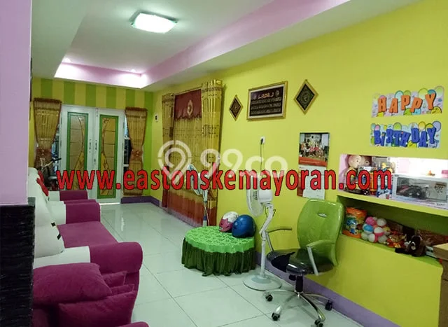 Jual Rumah Favorit Siap Huni LB 145m2 di Tarakan Tengah, Tarakan Jual Rumah Favorit Siap Huni LB 145m2 di Tarakan Tengah, Tarakan